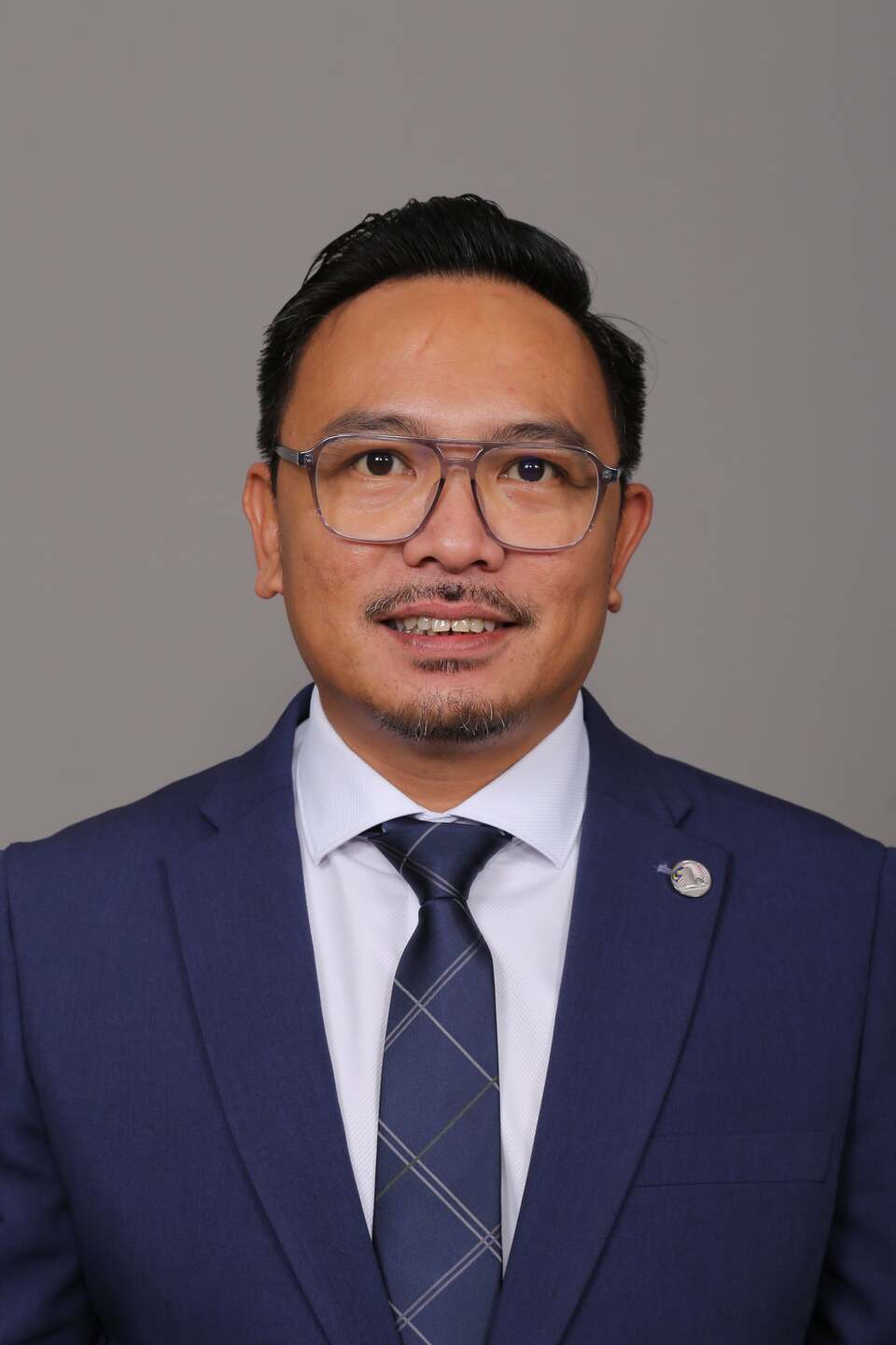 Roy Angau anak Gingkoi