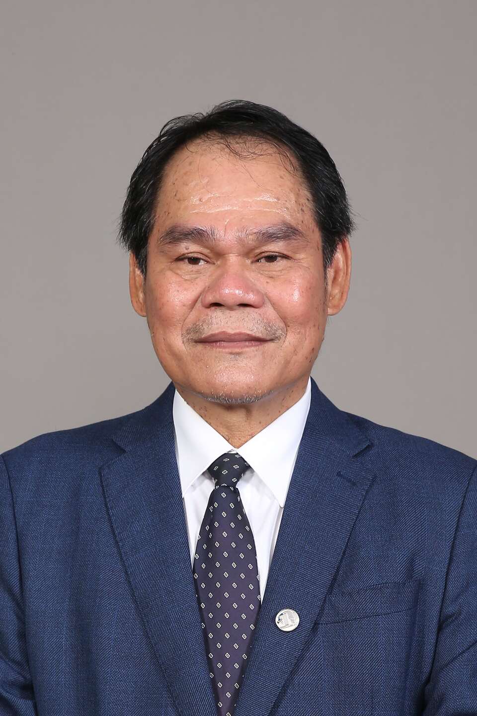 Anyi Ngau